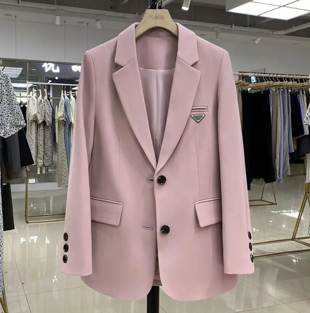 Fashion Casual Women Blazers Designeranzug Retro-Buchstaben Ein-Brüst-Jacke Langarm Office-Mäntel Damen geeignete Kleidung