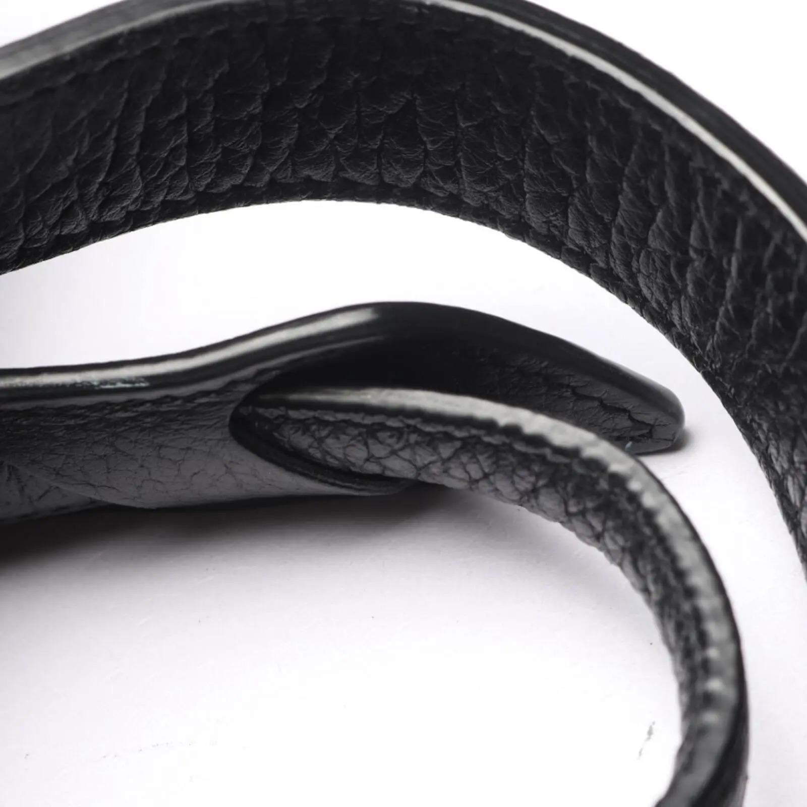 Wave Handtasche Schwarz